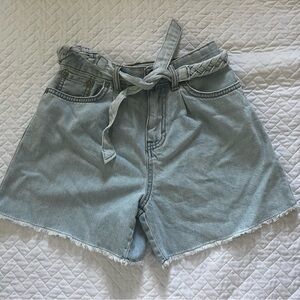 Girls Levi's Light Blue Jean Skirty Shorts with Belt